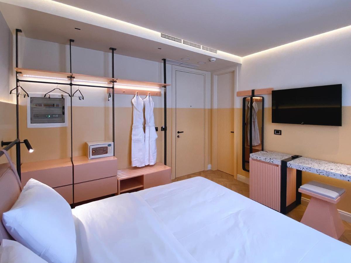 Iliria Boutique Hotel 티라나 외부 사진